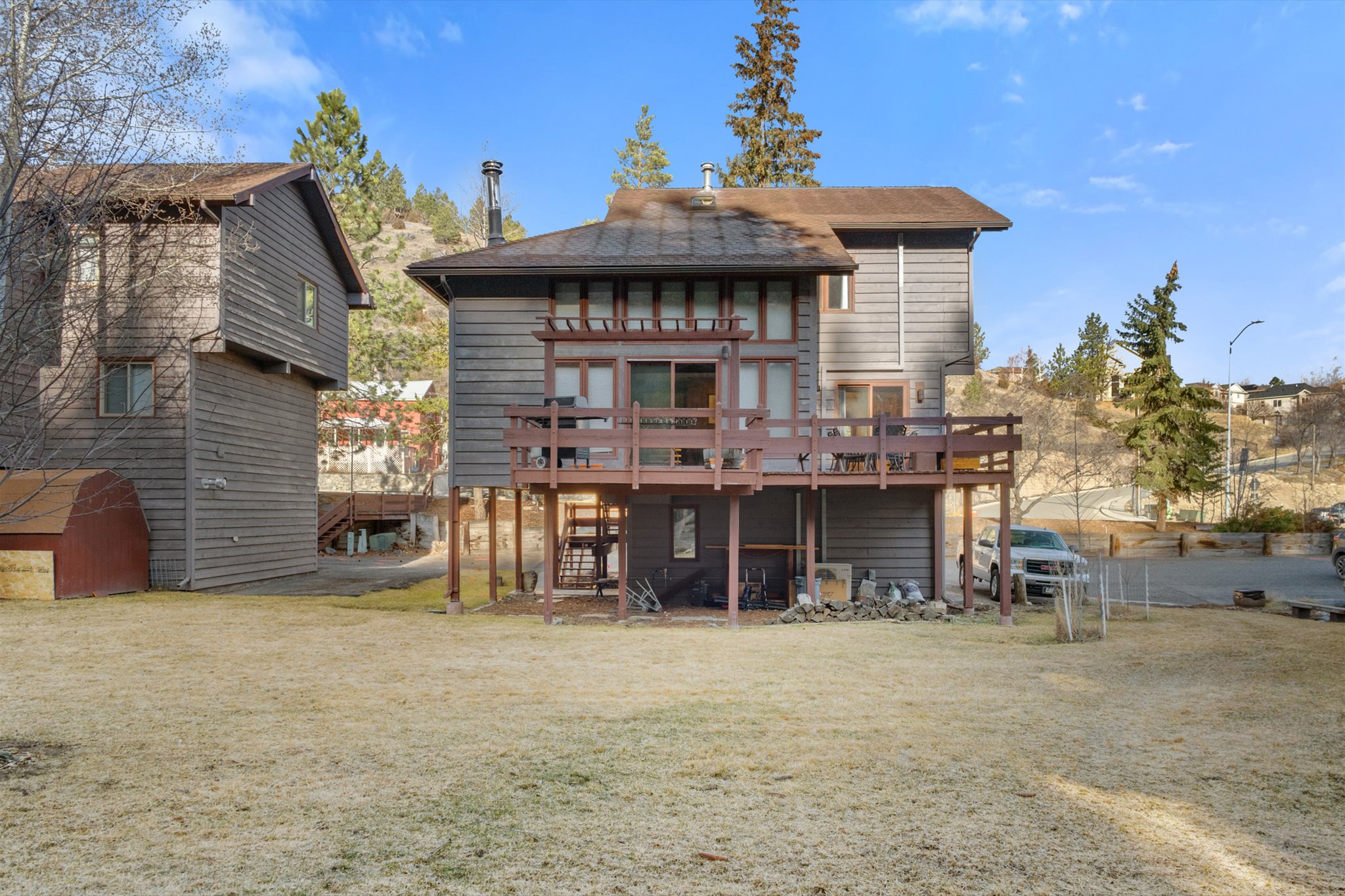 481 S Park Avenue Property Photo 1