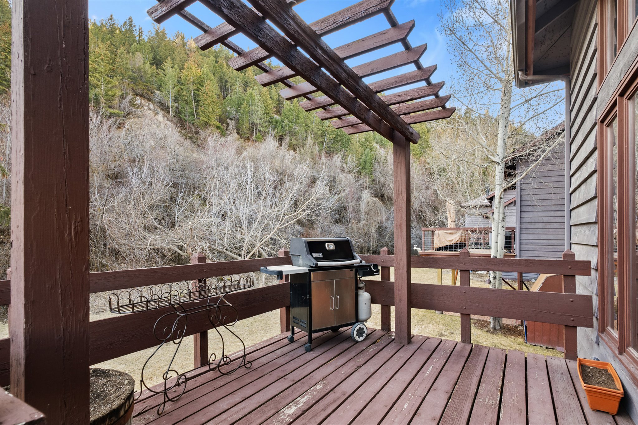 481 S Park Avenue Property Photo 27