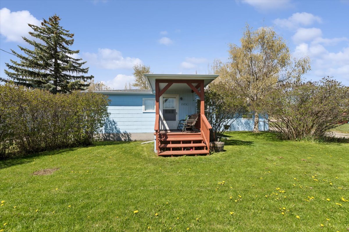 1575 Mt Highway 35 Property Photo 2