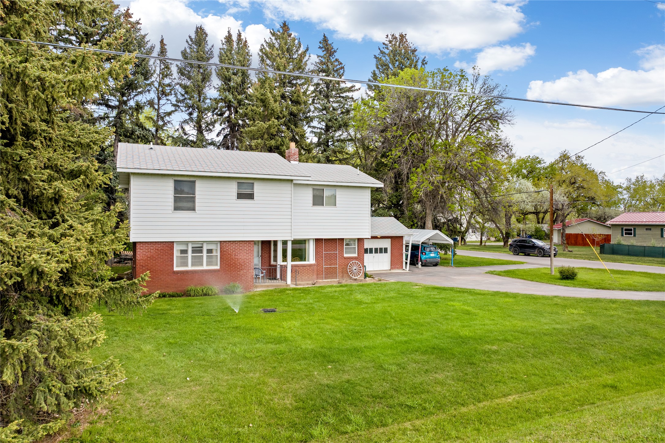 3103 Central Avenue W Property Photo 1