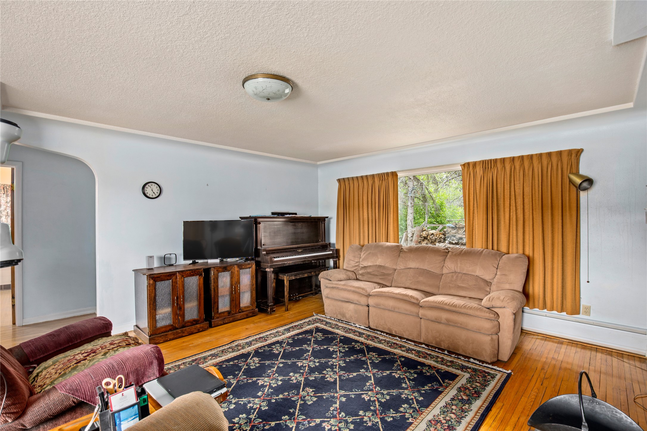 3103 Central Avenue W Property Photo 3