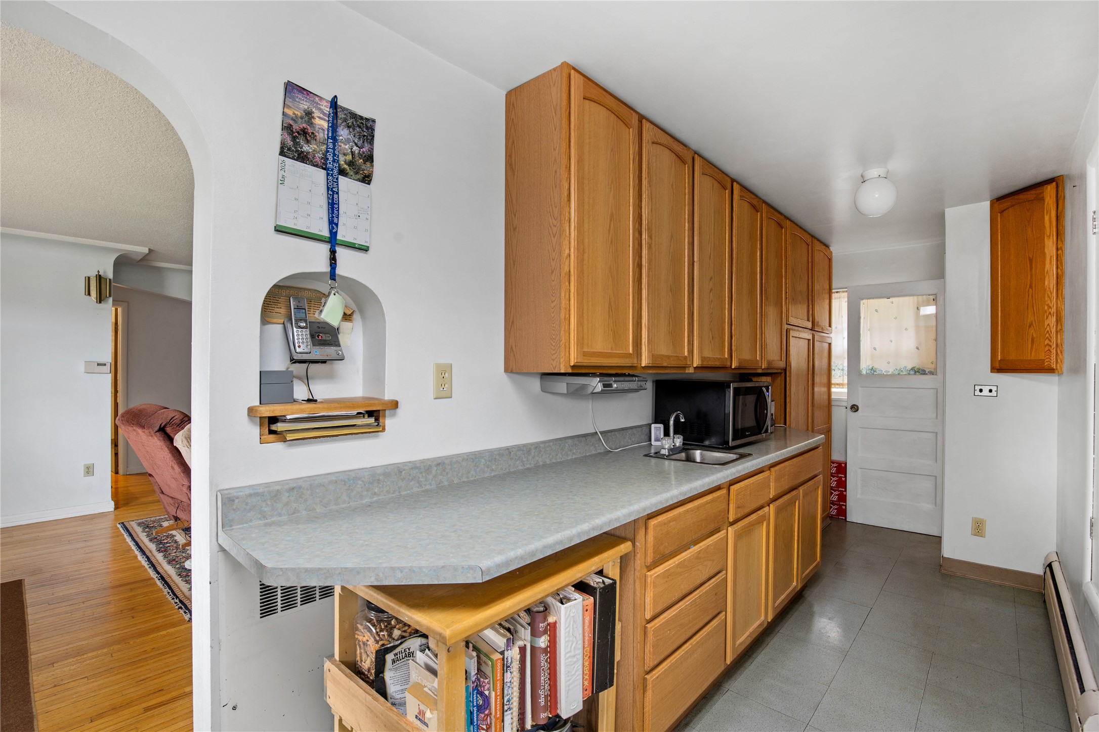 3103 Central Avenue W Property Photo 7