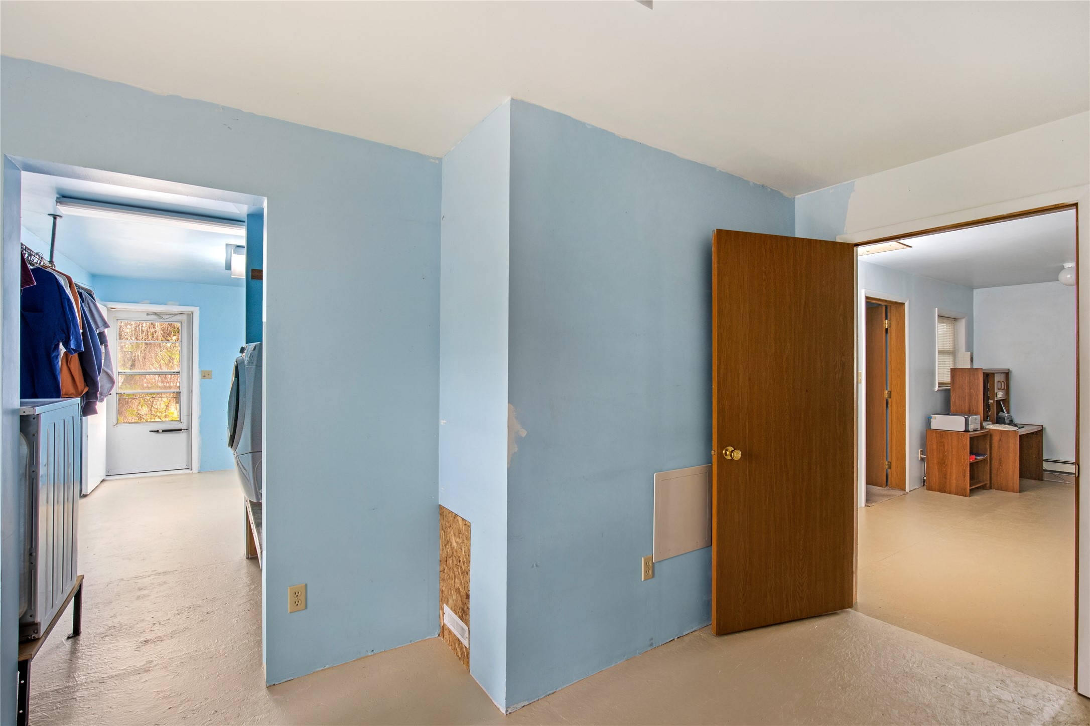 3103 Central Avenue W Property Photo 21