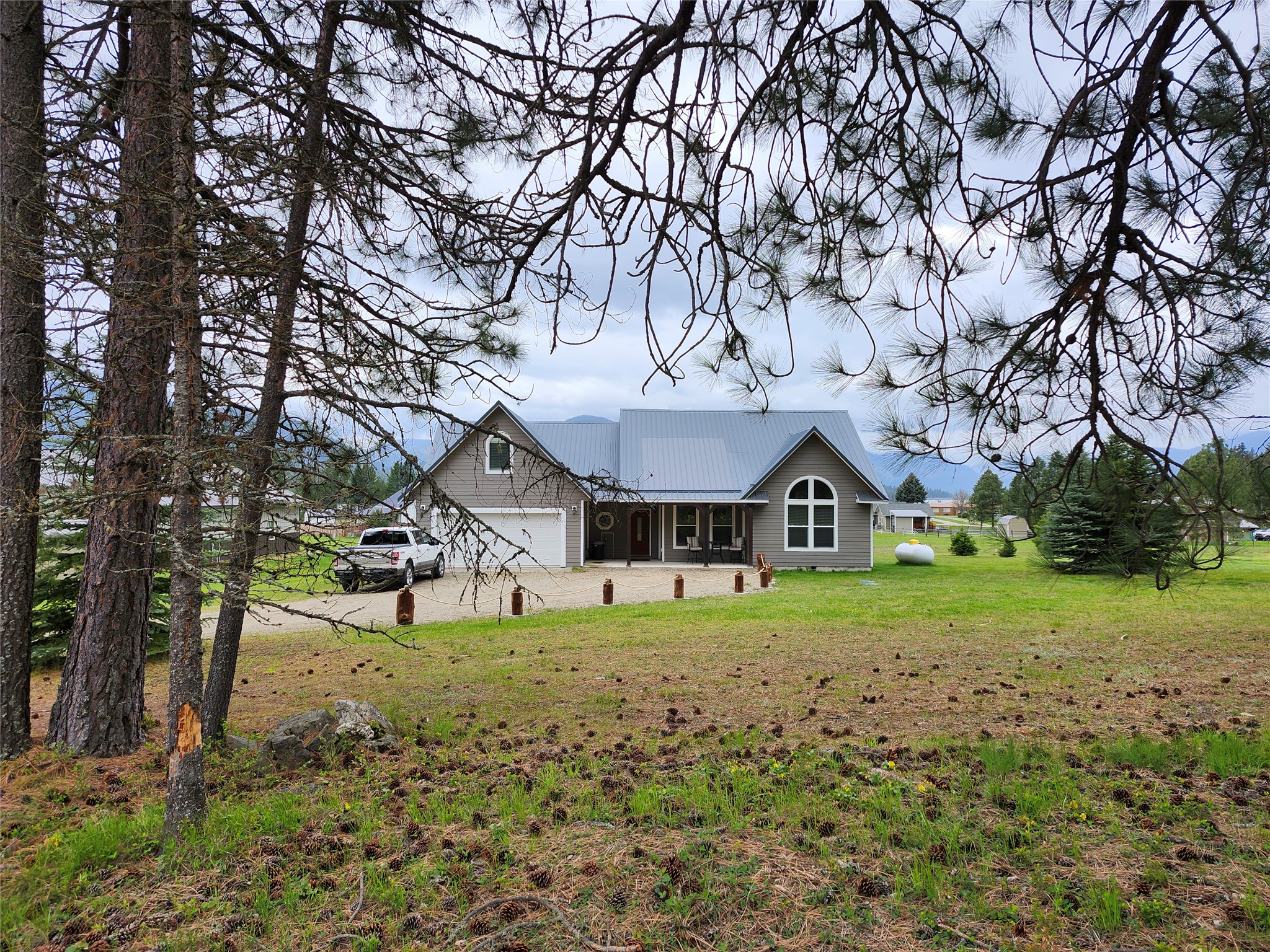 55 Lakeview Road Property Photo 8
