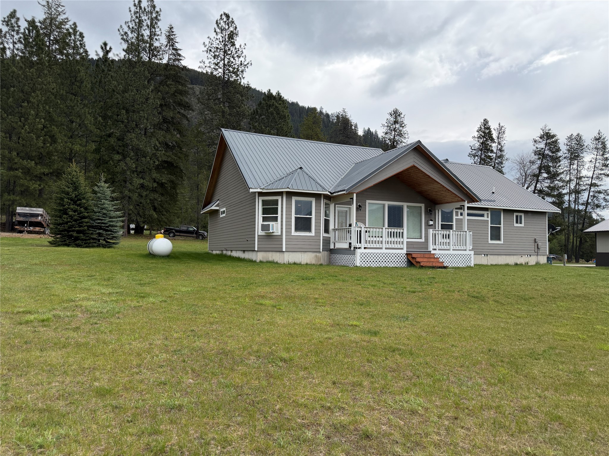 55 Lakeview Road Property Photo 14