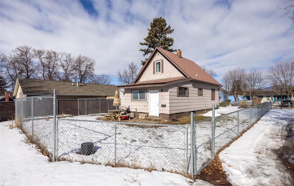 1725 Cooper Street Property Photo 18