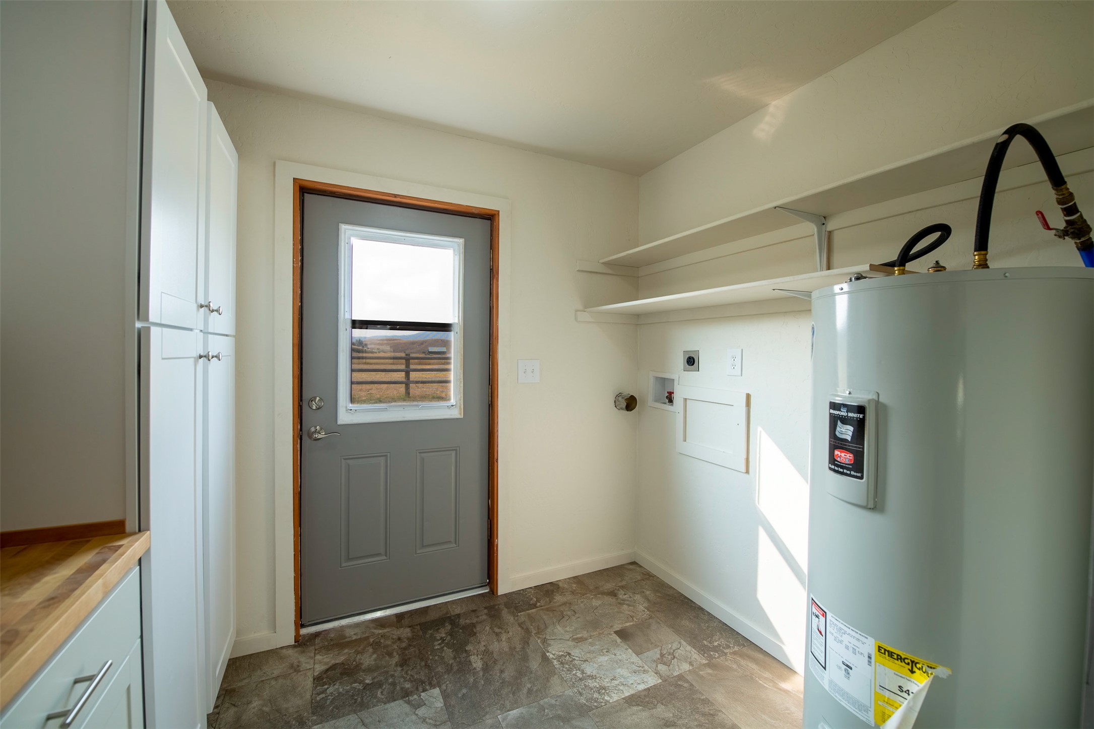 84 Hillside Lane Property Photo 33