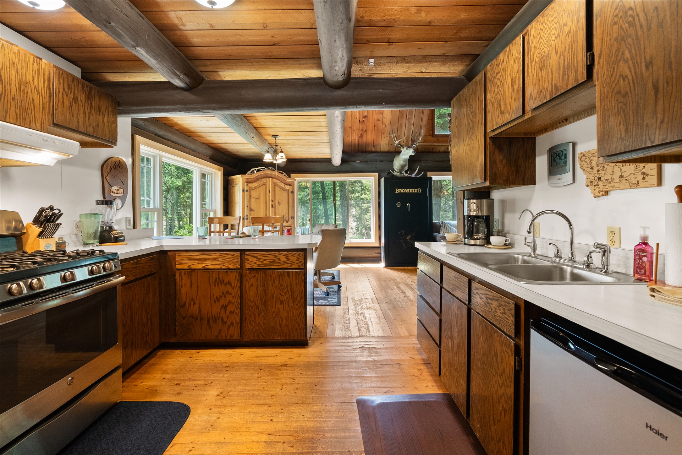 5449 Highway 83 N Property Photo 18
