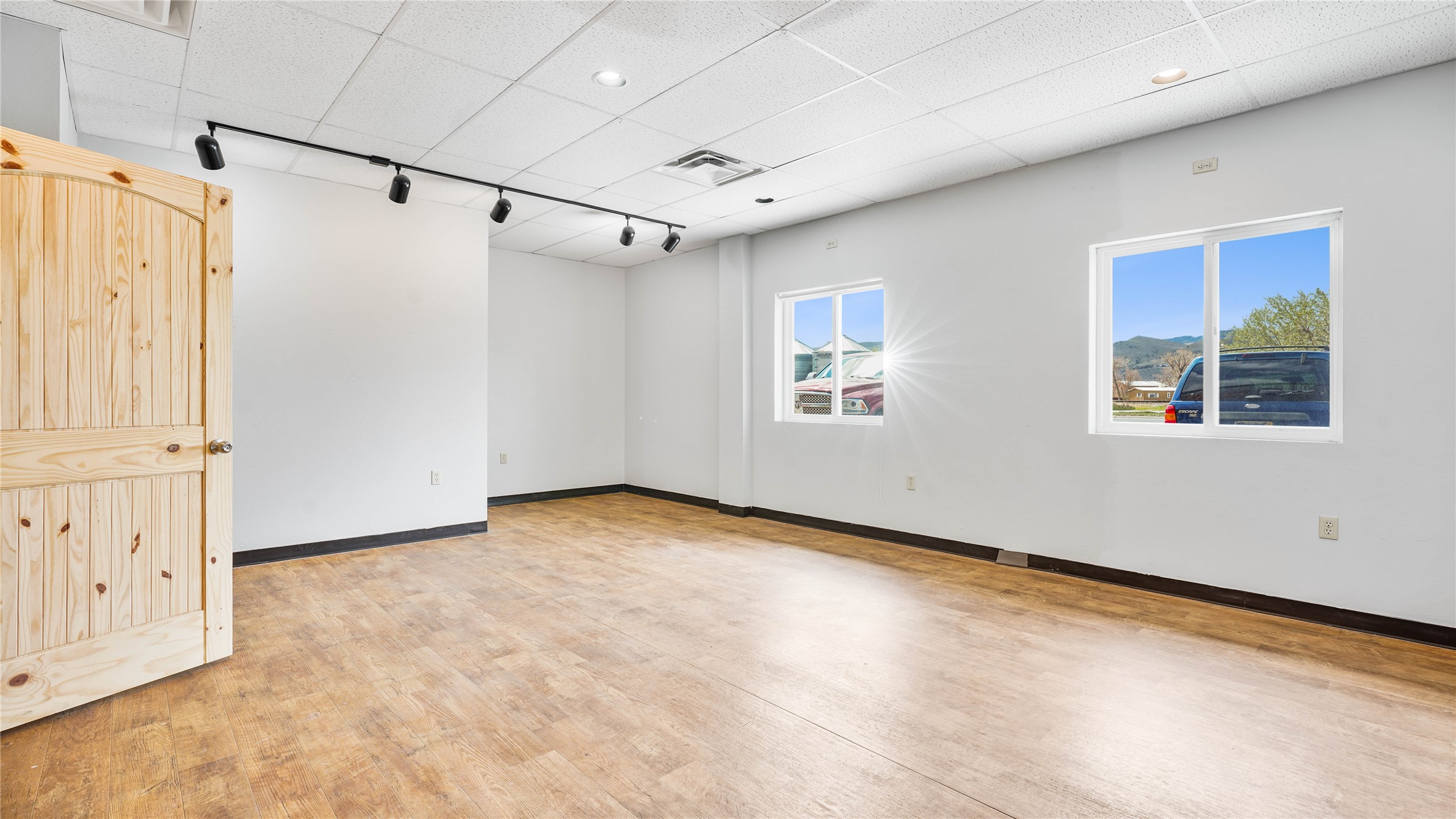500 N Front Street Property Photo 13