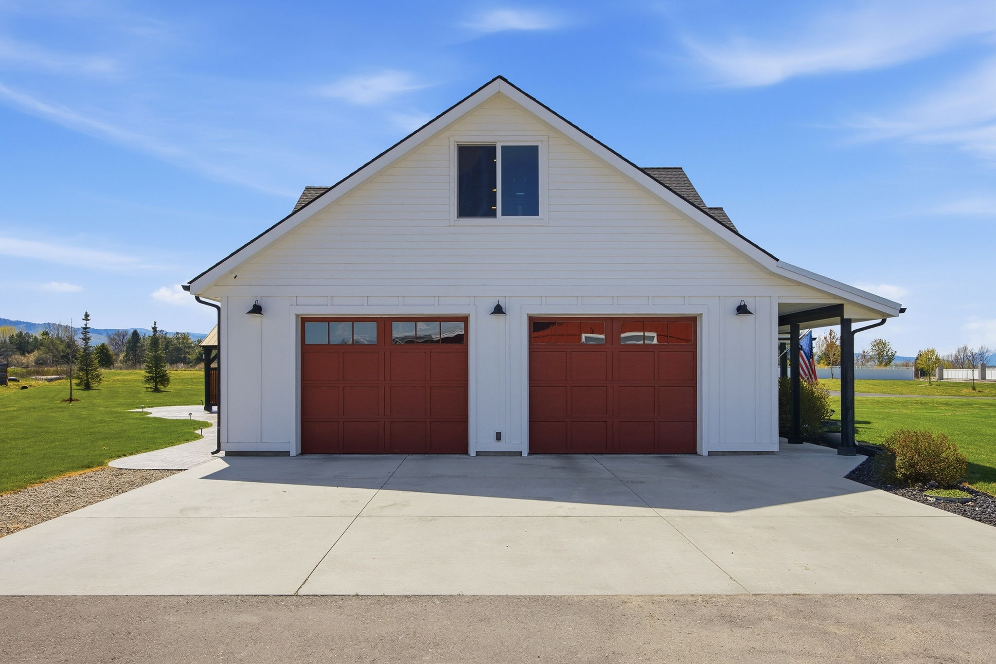 125 Lone Tree Way Property Photo 9