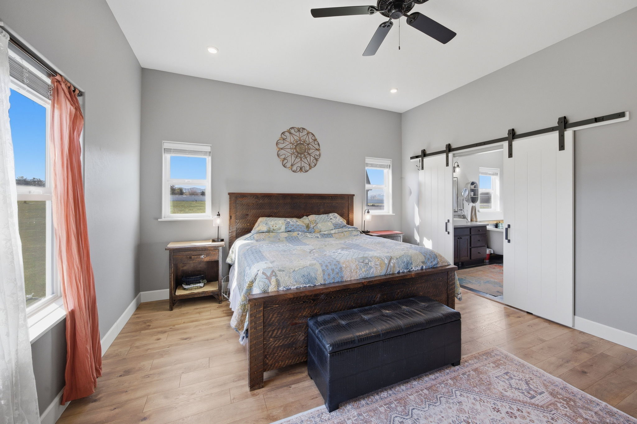 125 Lone Tree Way Property Photo 30