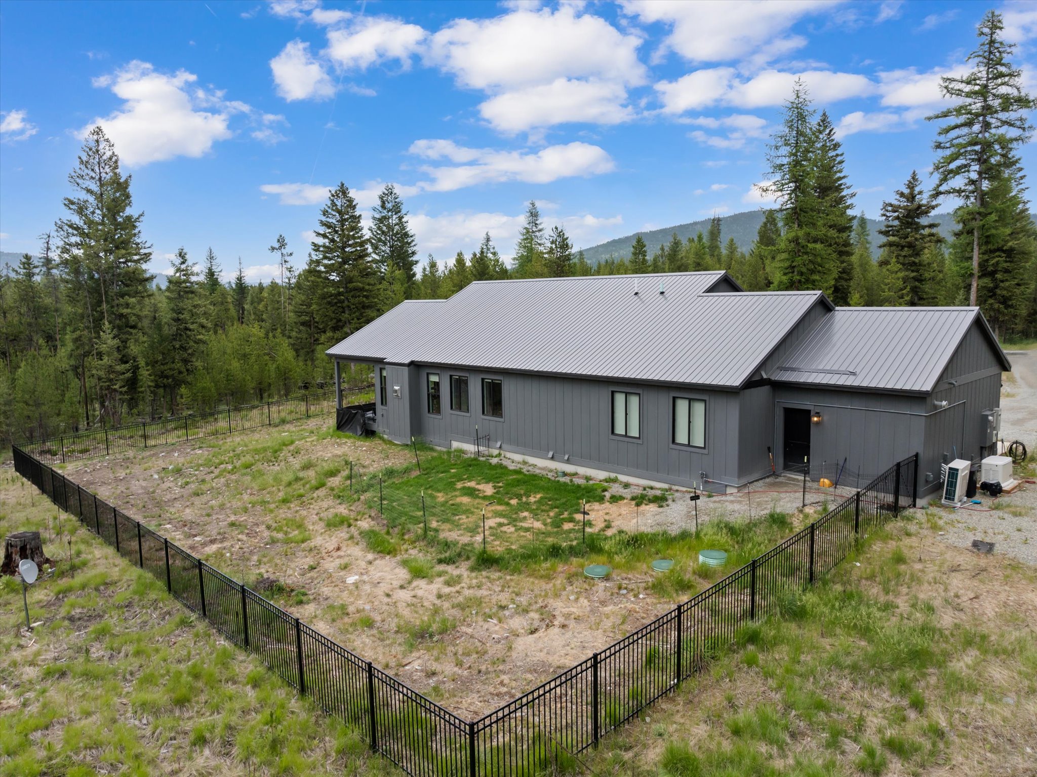 1128 Marion Hubbart Spur Property Photo 32