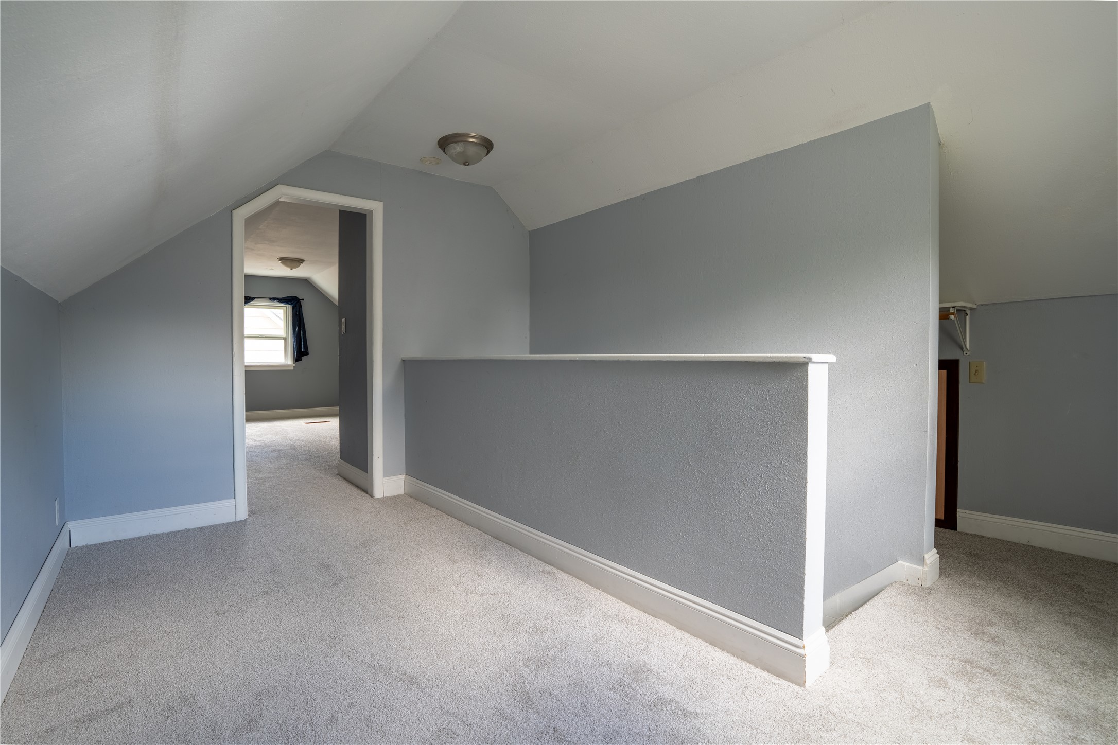 925 8th Avenue E Property Photo 22