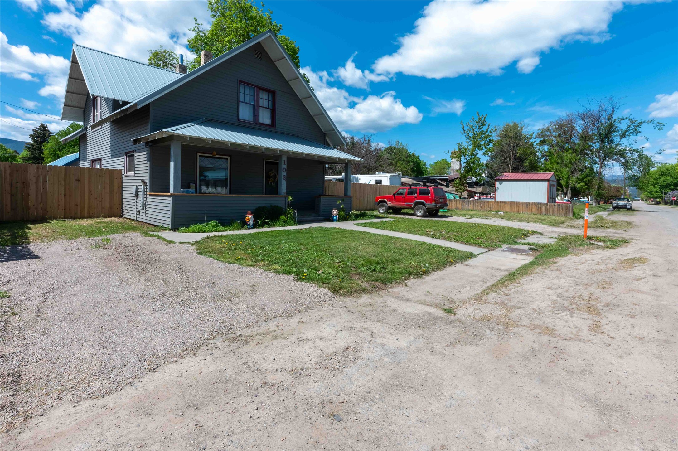 103 W Meany Street Property Photo 3