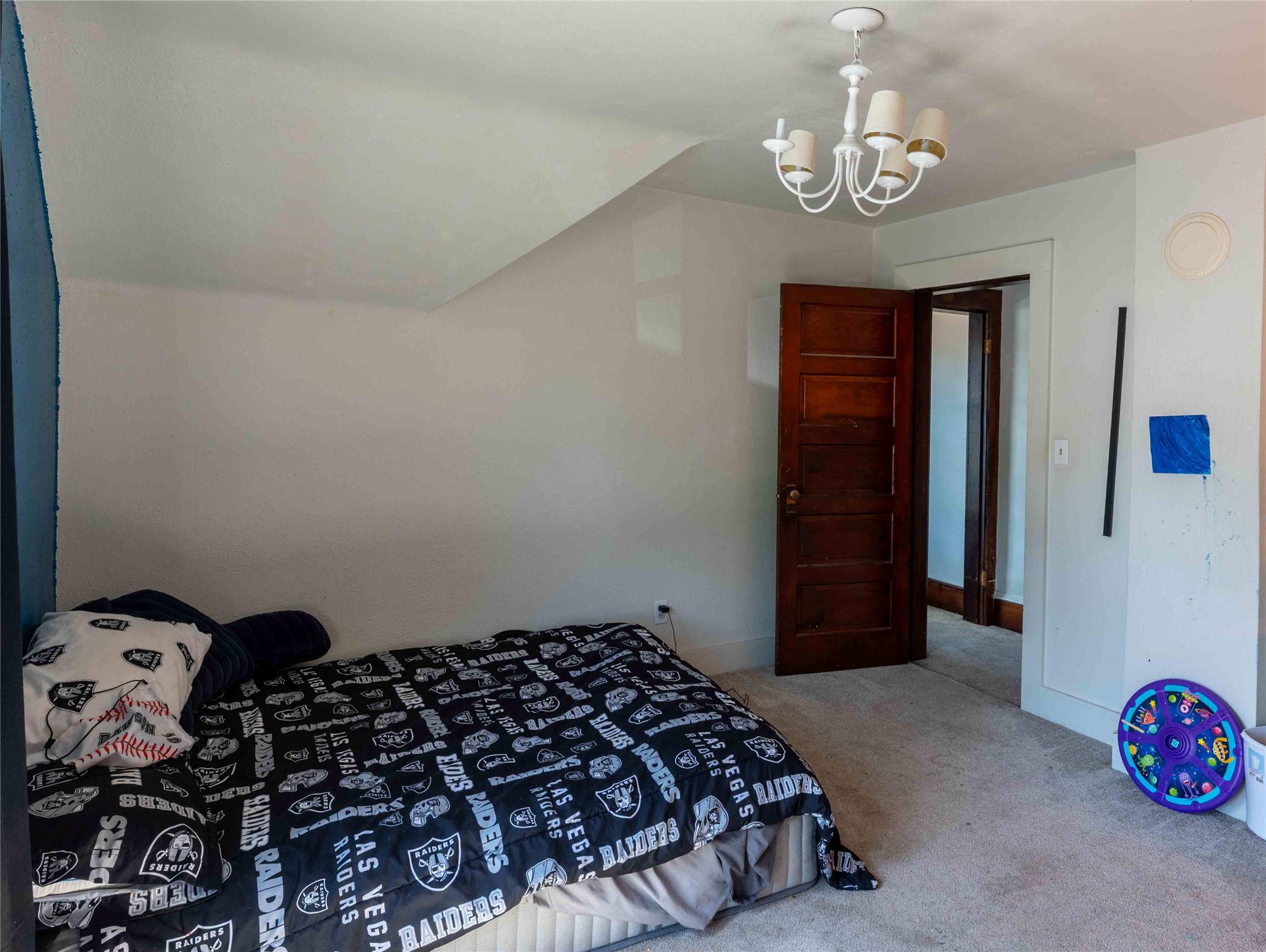 103 W Meany Street Property Photo 11