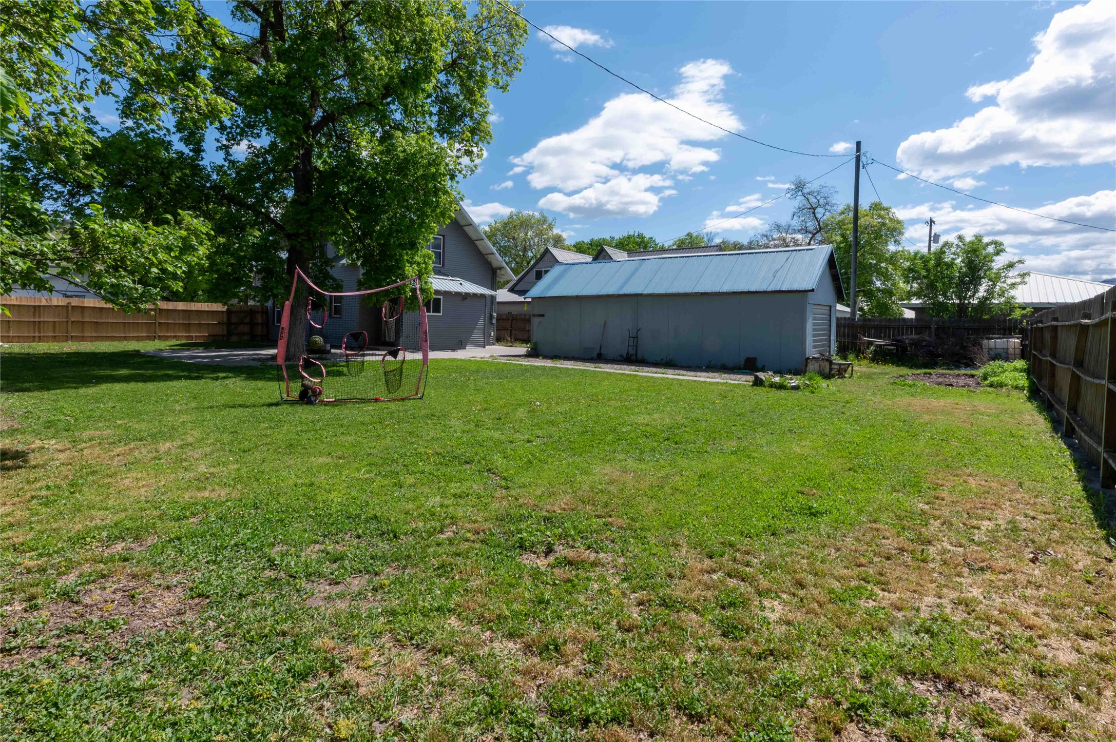 103 W Meany Street Property Photo 26