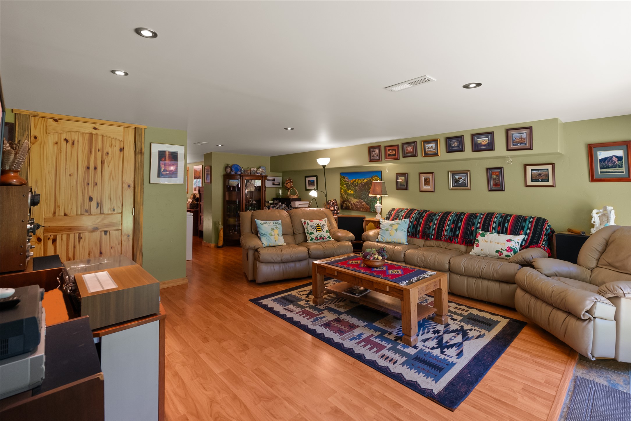 2700 Lyon Creek Road Property Photo 27