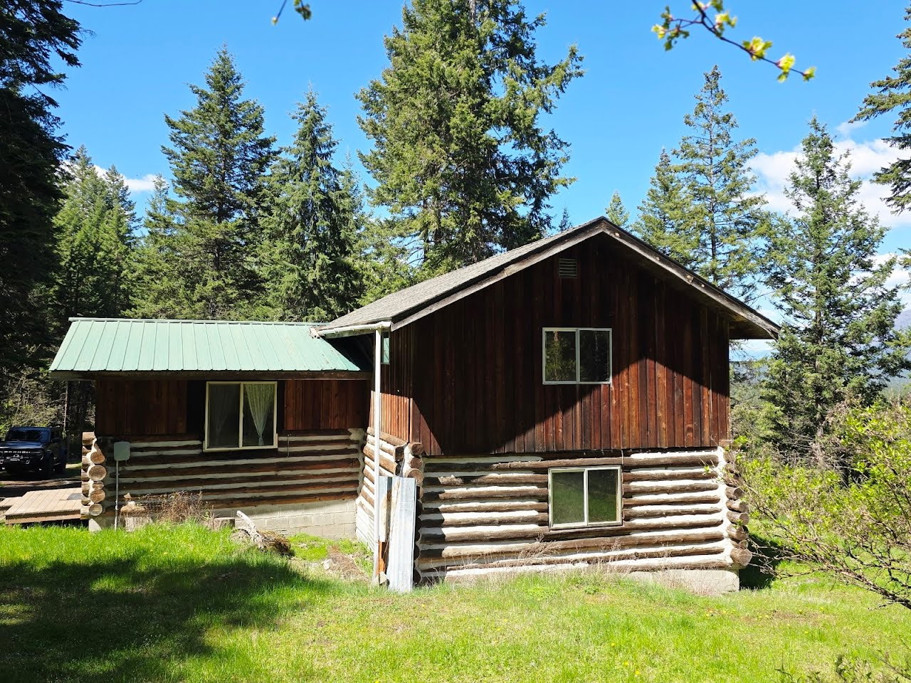 93 Wapiti Point Road Property Photo 6