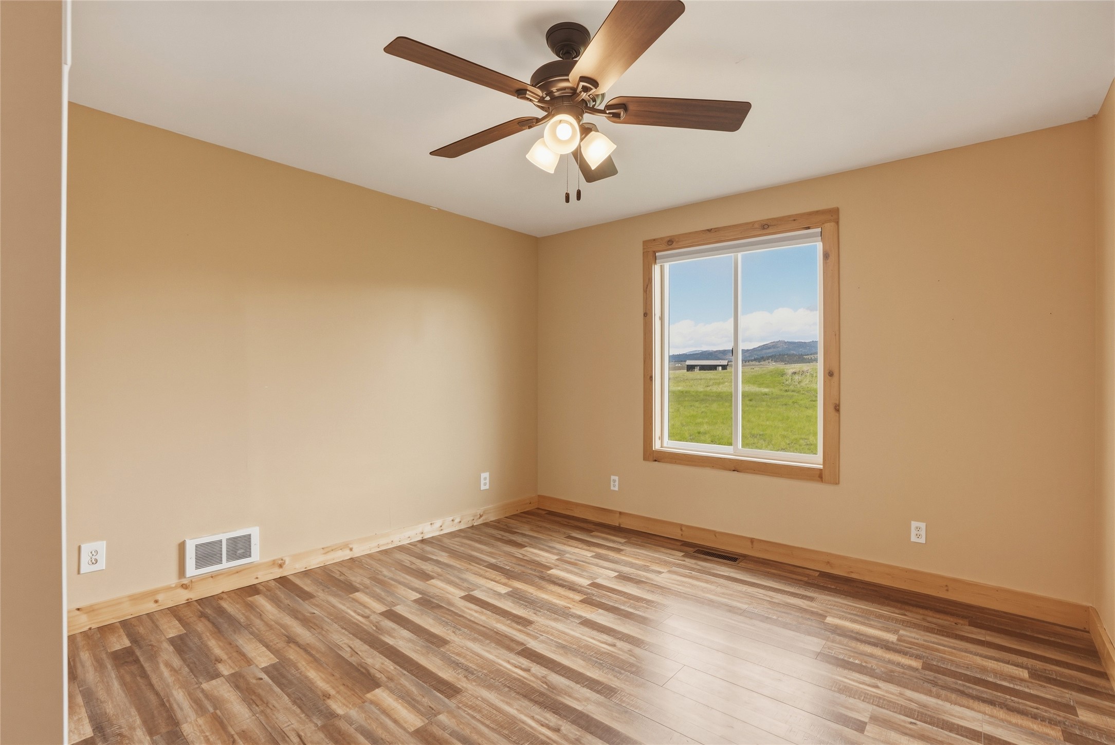 652 Pathfinder Road S Property Photo 45