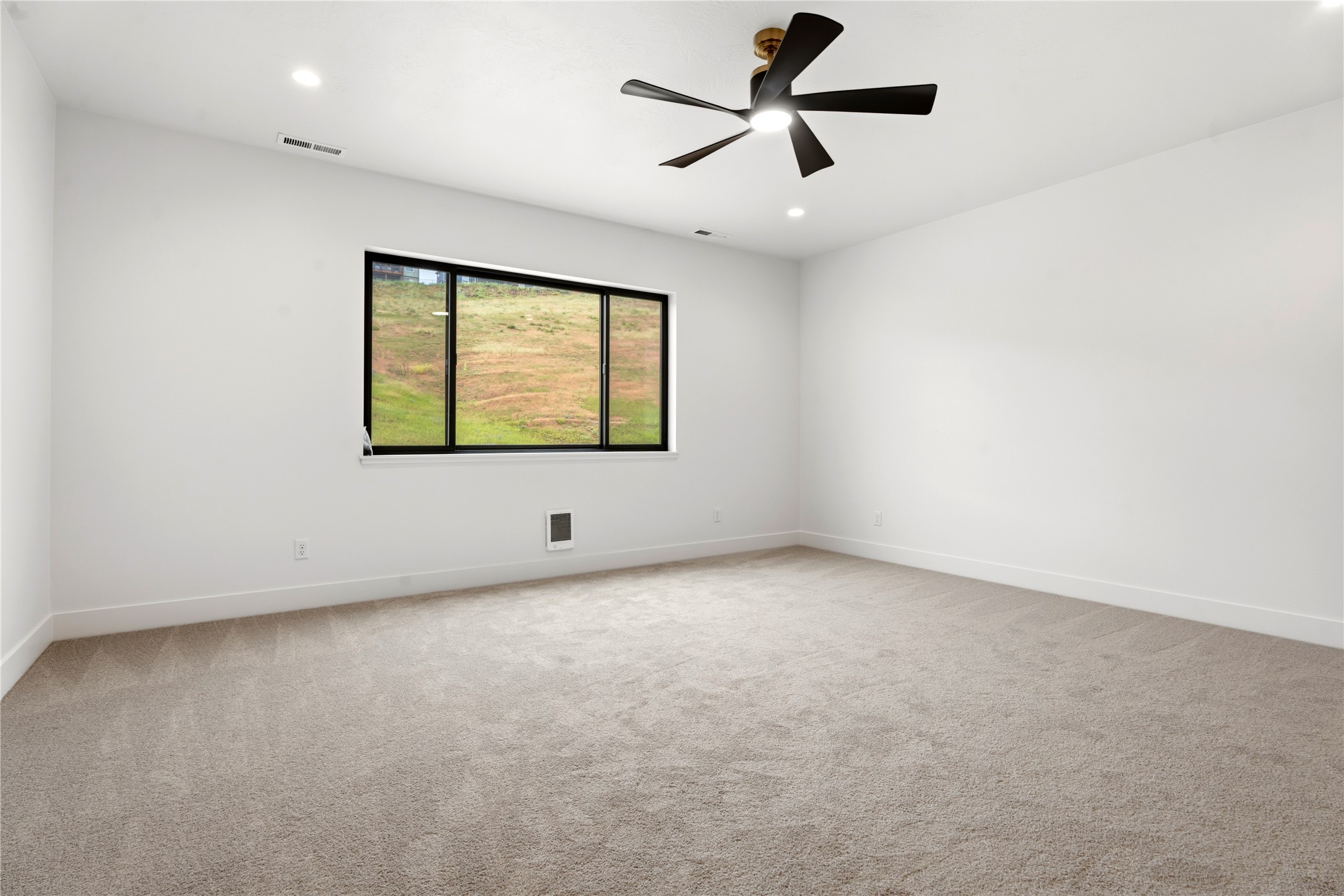 7168 Shaver Drive A Property Photo 9