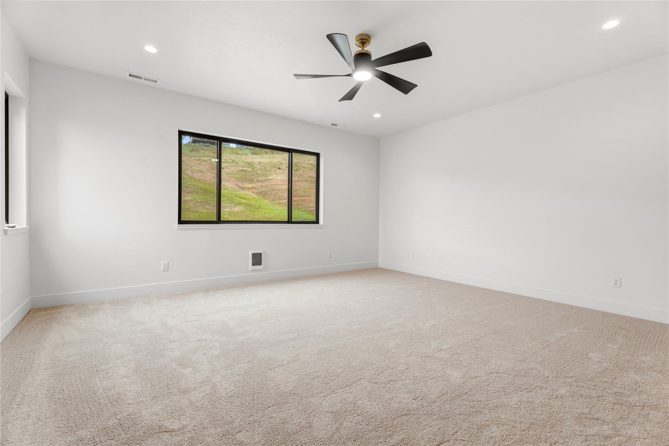 7168 Shaver Drive A Property Photo 19