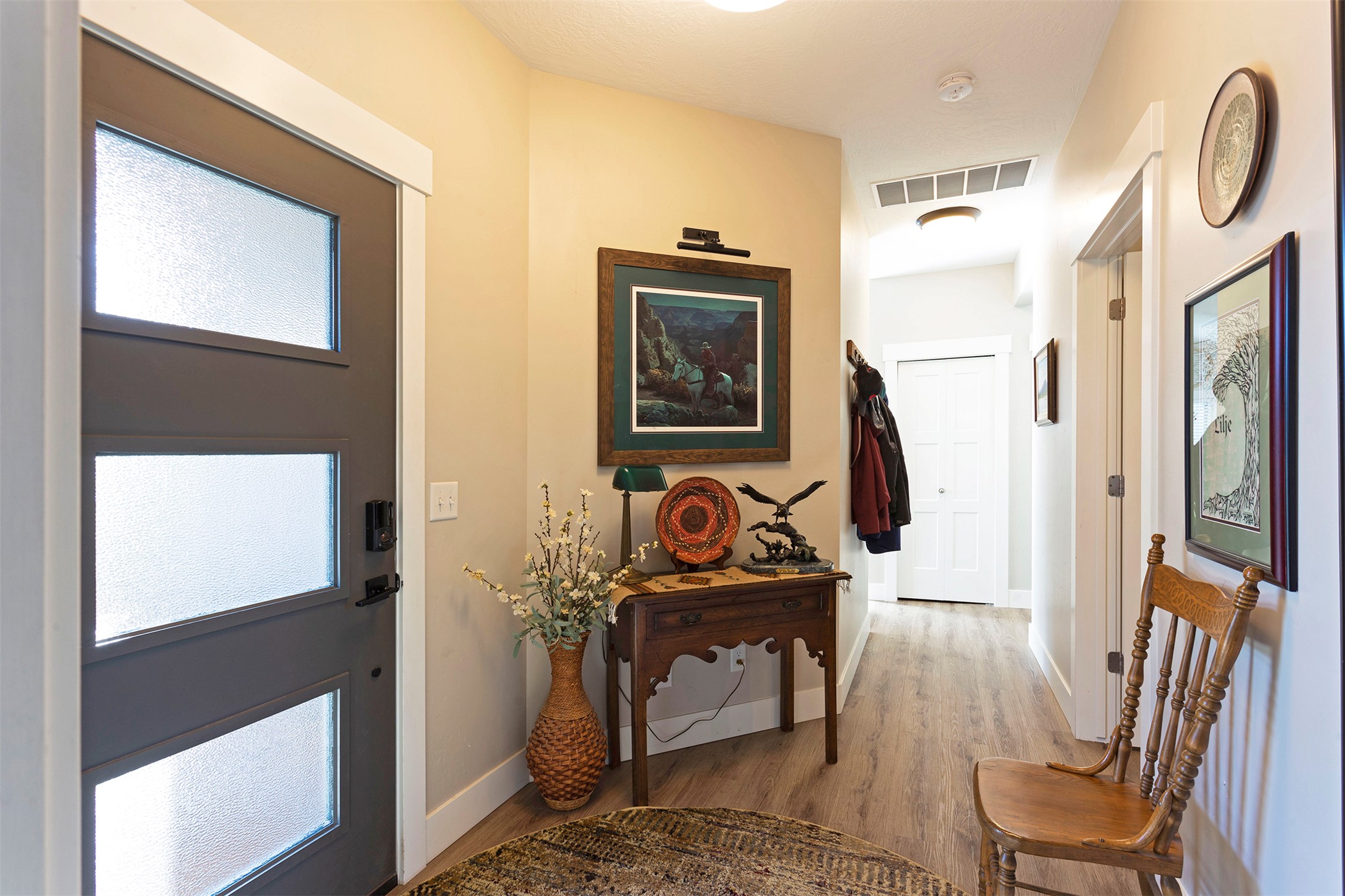 2770 Hamilton Way B Property Photo 4