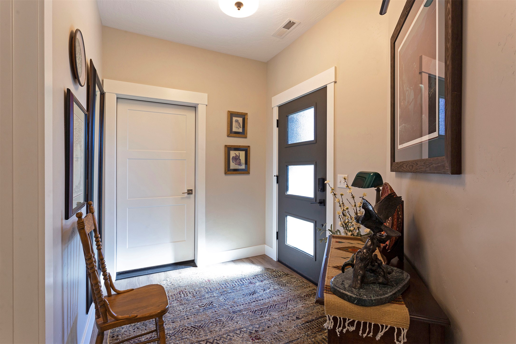 2770 Hamilton Way B Property Photo 5
