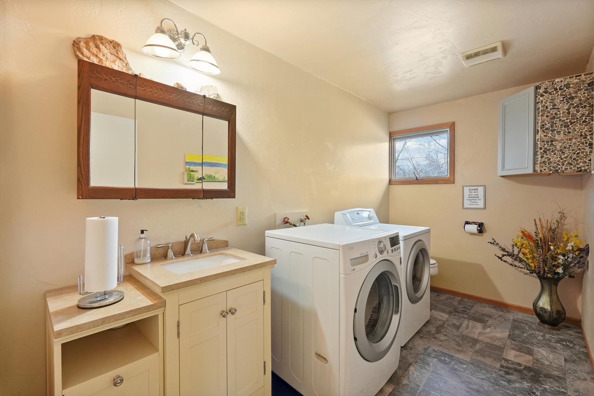 529 3rd Avenue Property Photo 28