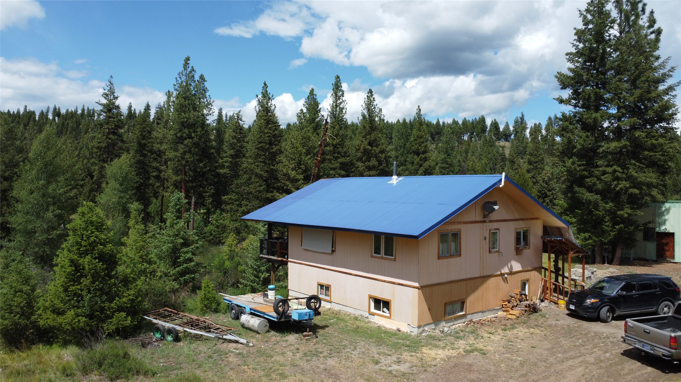 1500 Elk Creek Road Property Photo 2