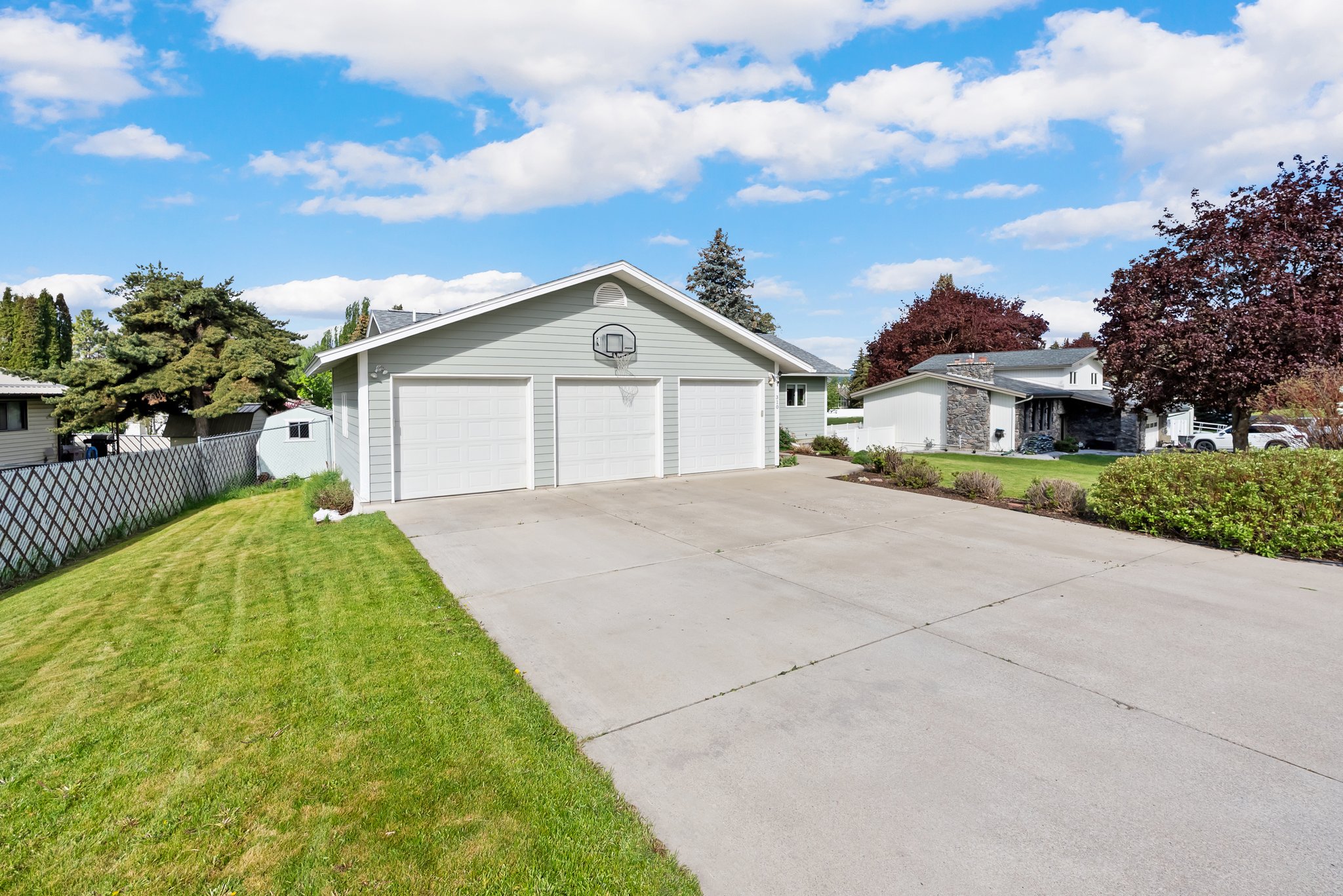 310 Hilltop Avenue Property Photo 4