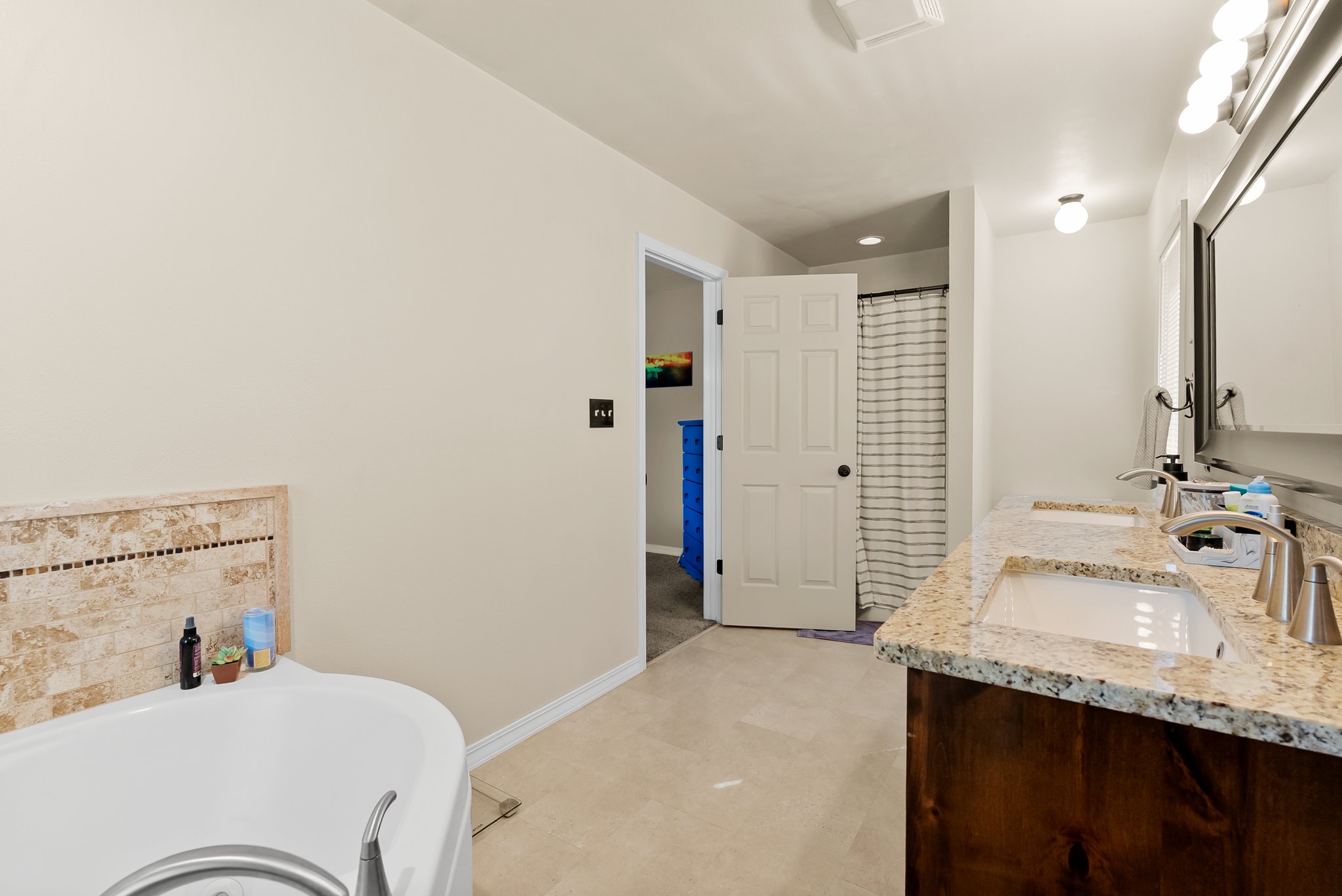 310 Hilltop Avenue Property Photo 17