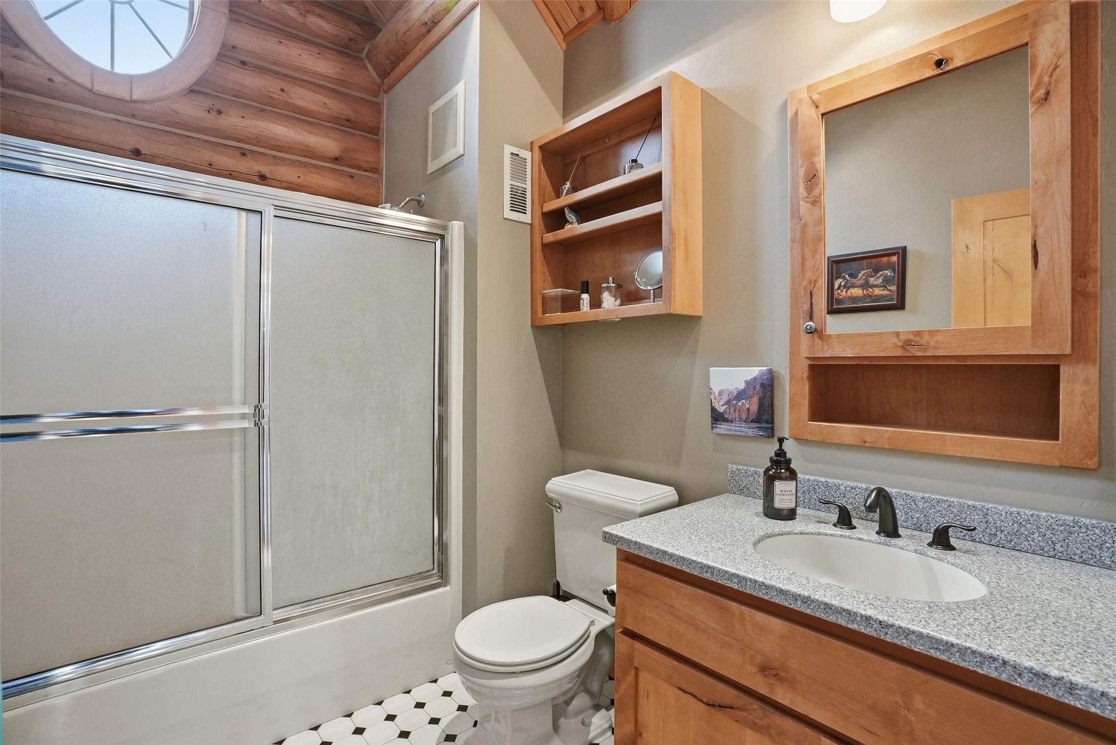 241 Orr Loop Property Photo 38