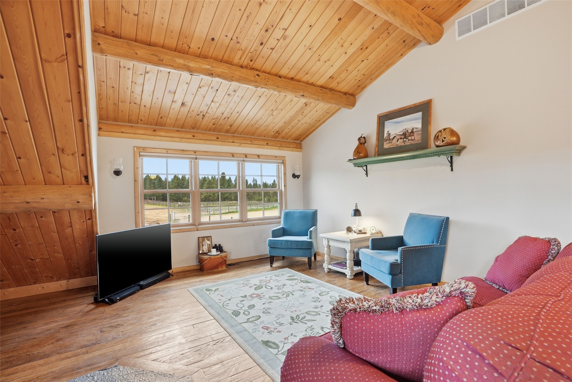 241 Orr Loop Property Photo 105