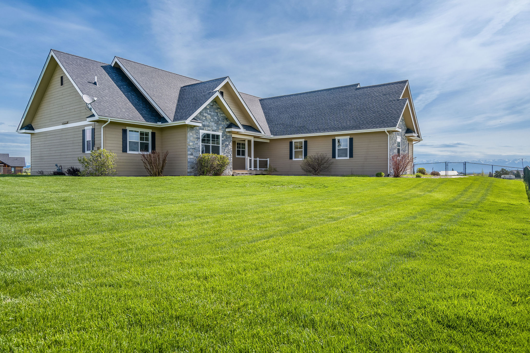 170 Milky Way Property Photo 4
