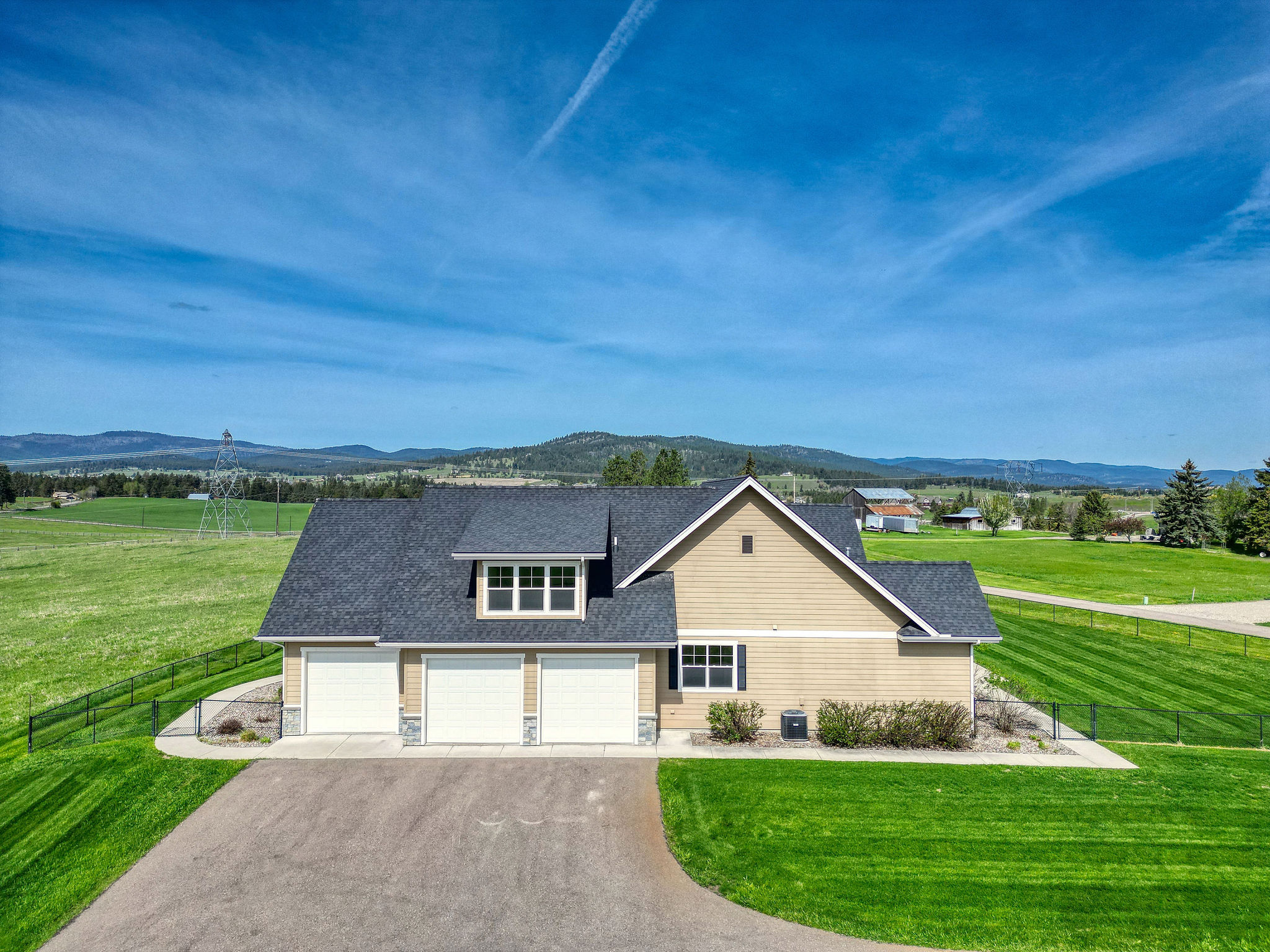 170 Milky Way Property Photo 59