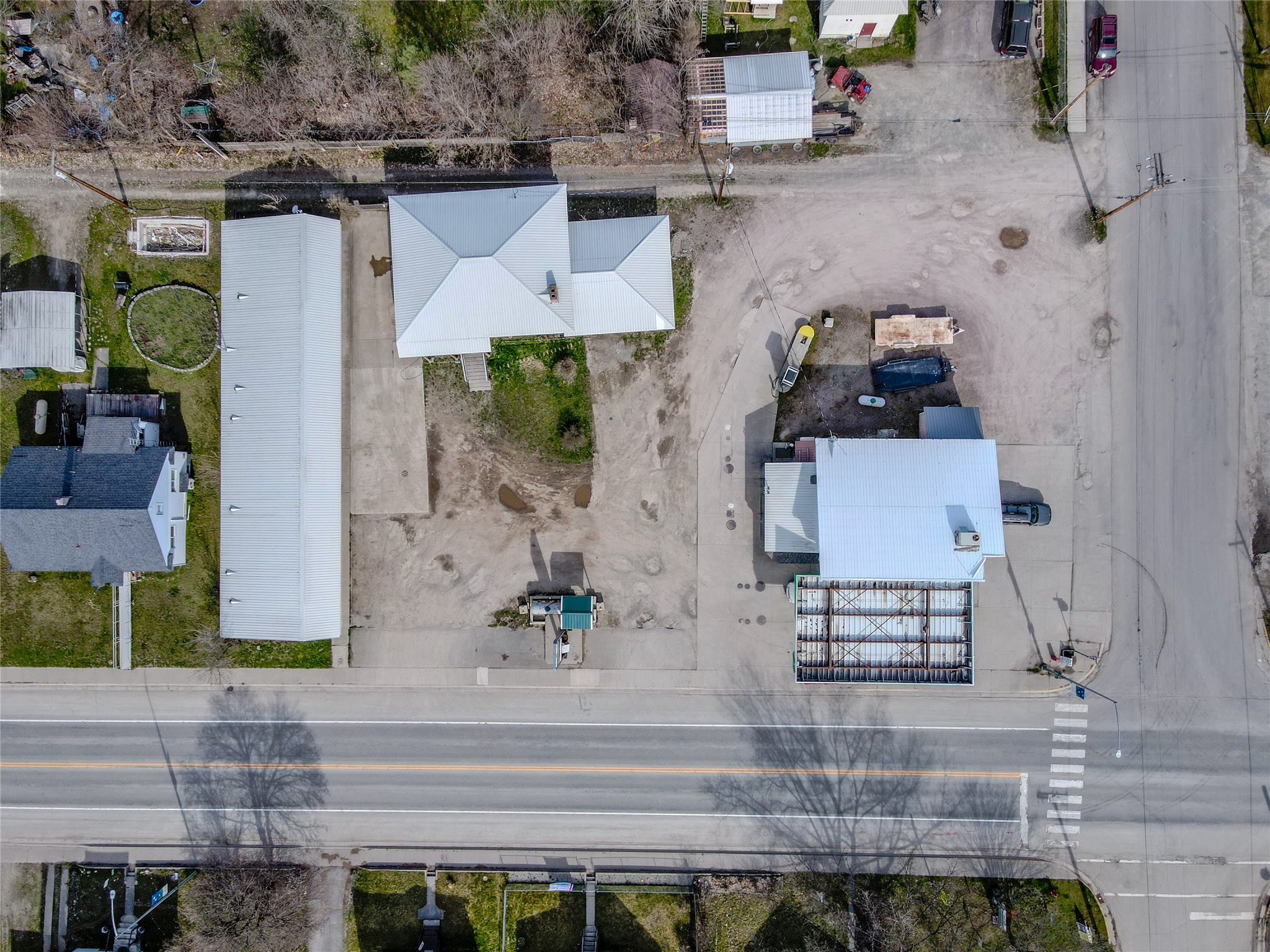 213 E Missoula Avenue Property Photo 4