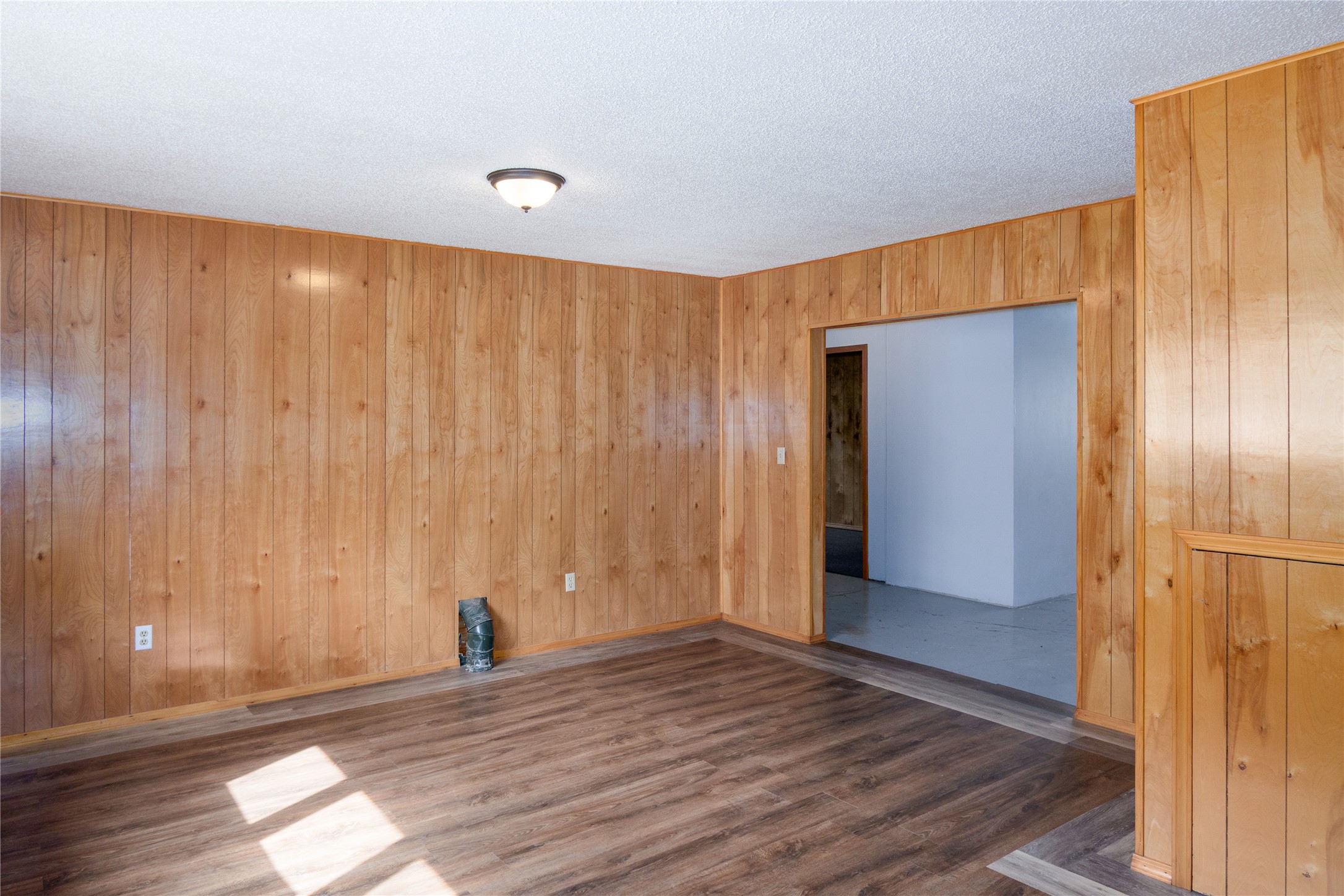 213 E Missoula Avenue Property Photo 39