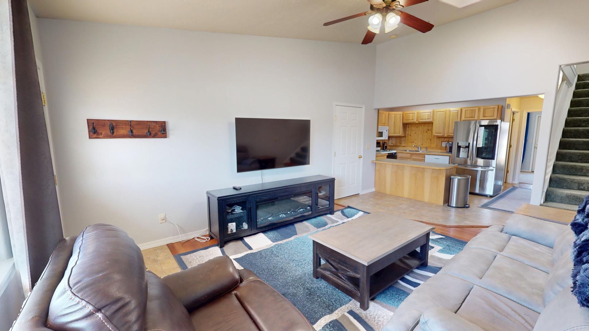103 Alice Avenue B Property Photo 3