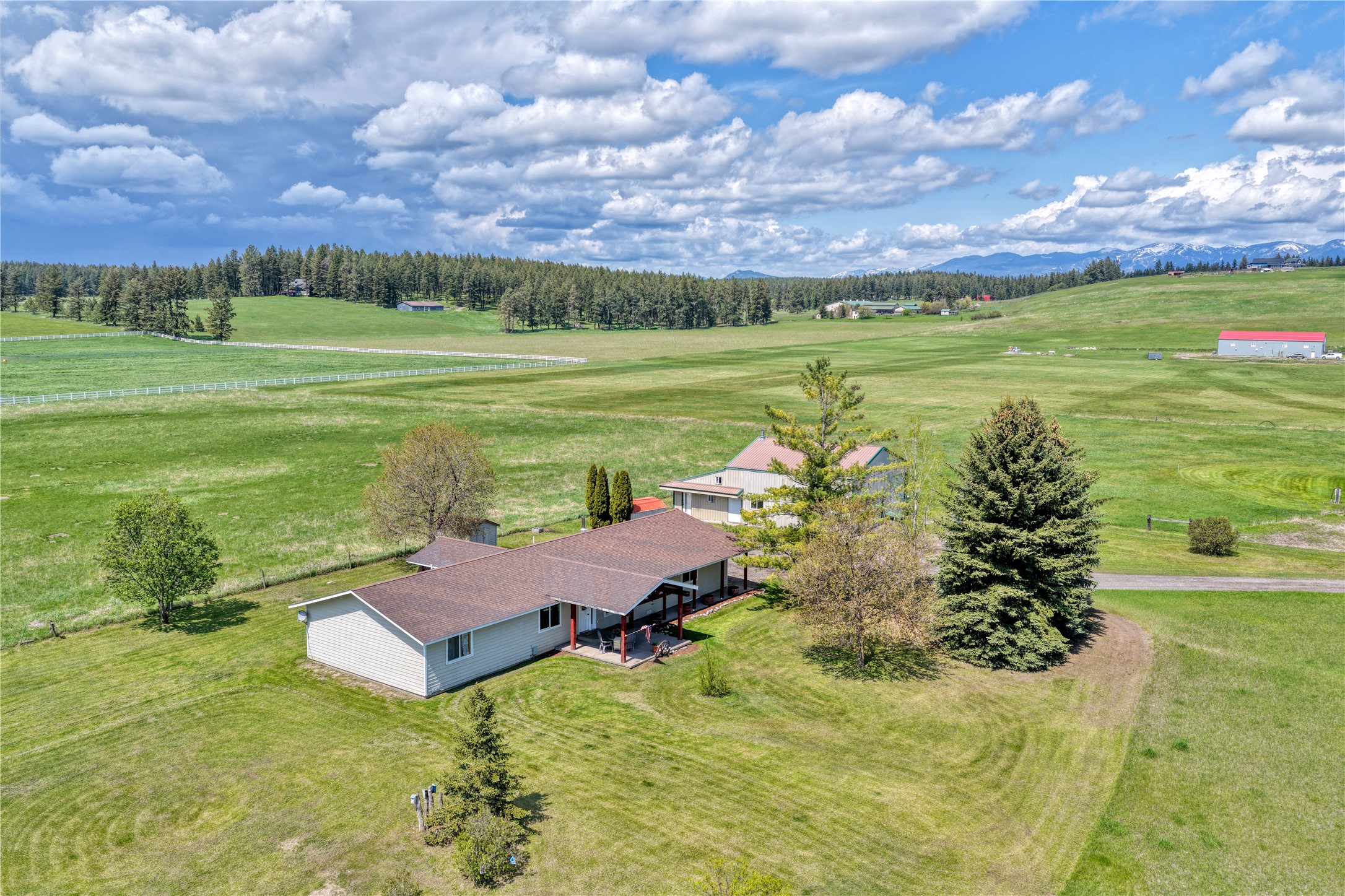 3340 Whitefish Stage Property Photo 3
