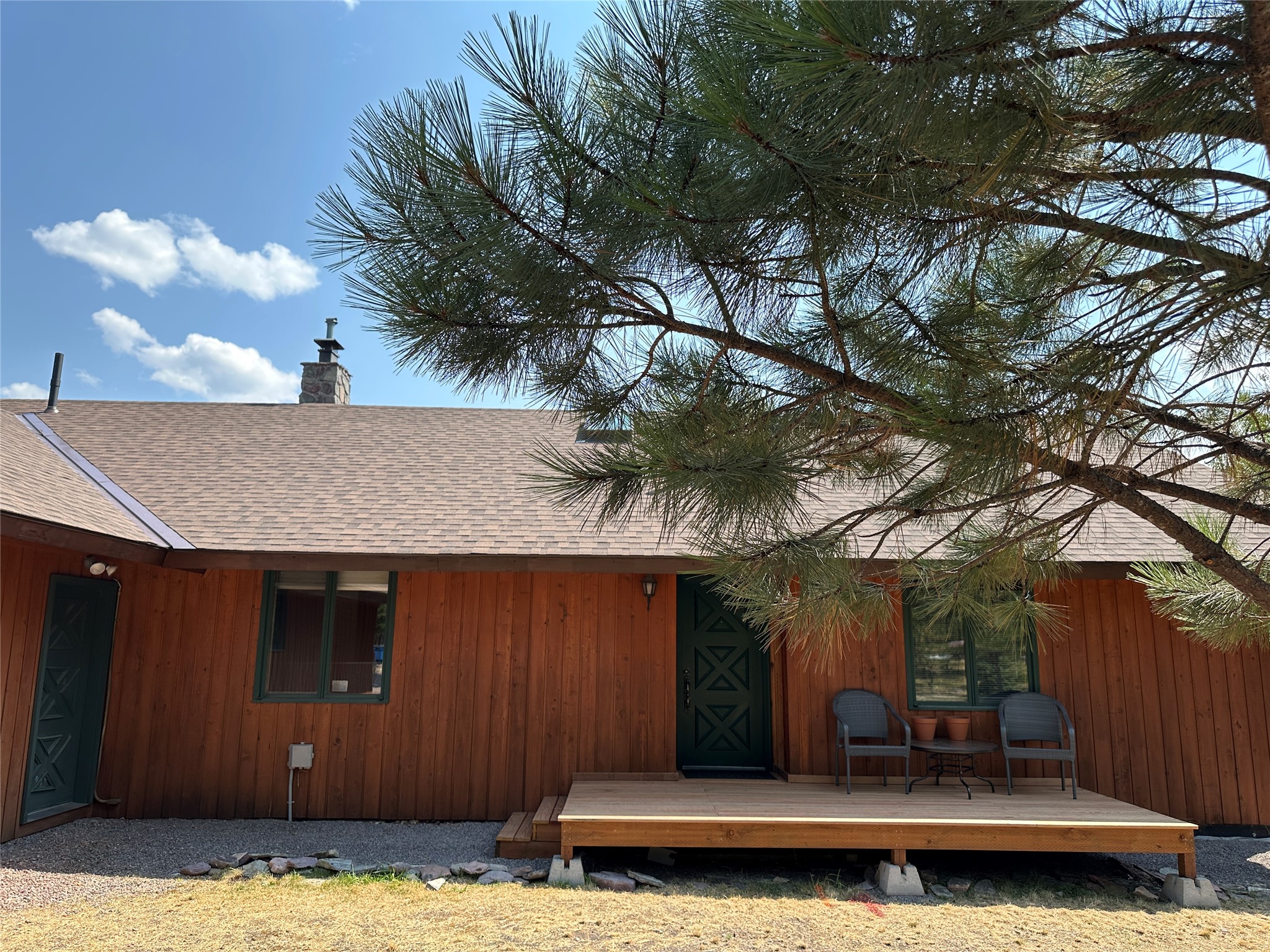 975 Whitetail Drive Property Photo 2