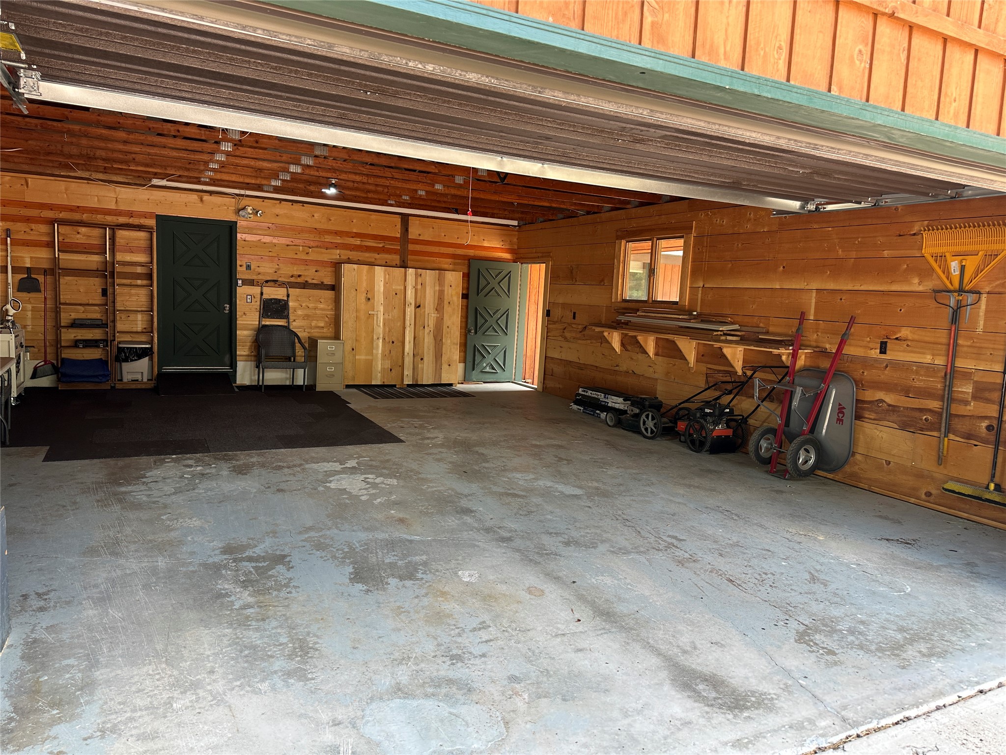 975 Whitetail Drive Property Photo 39