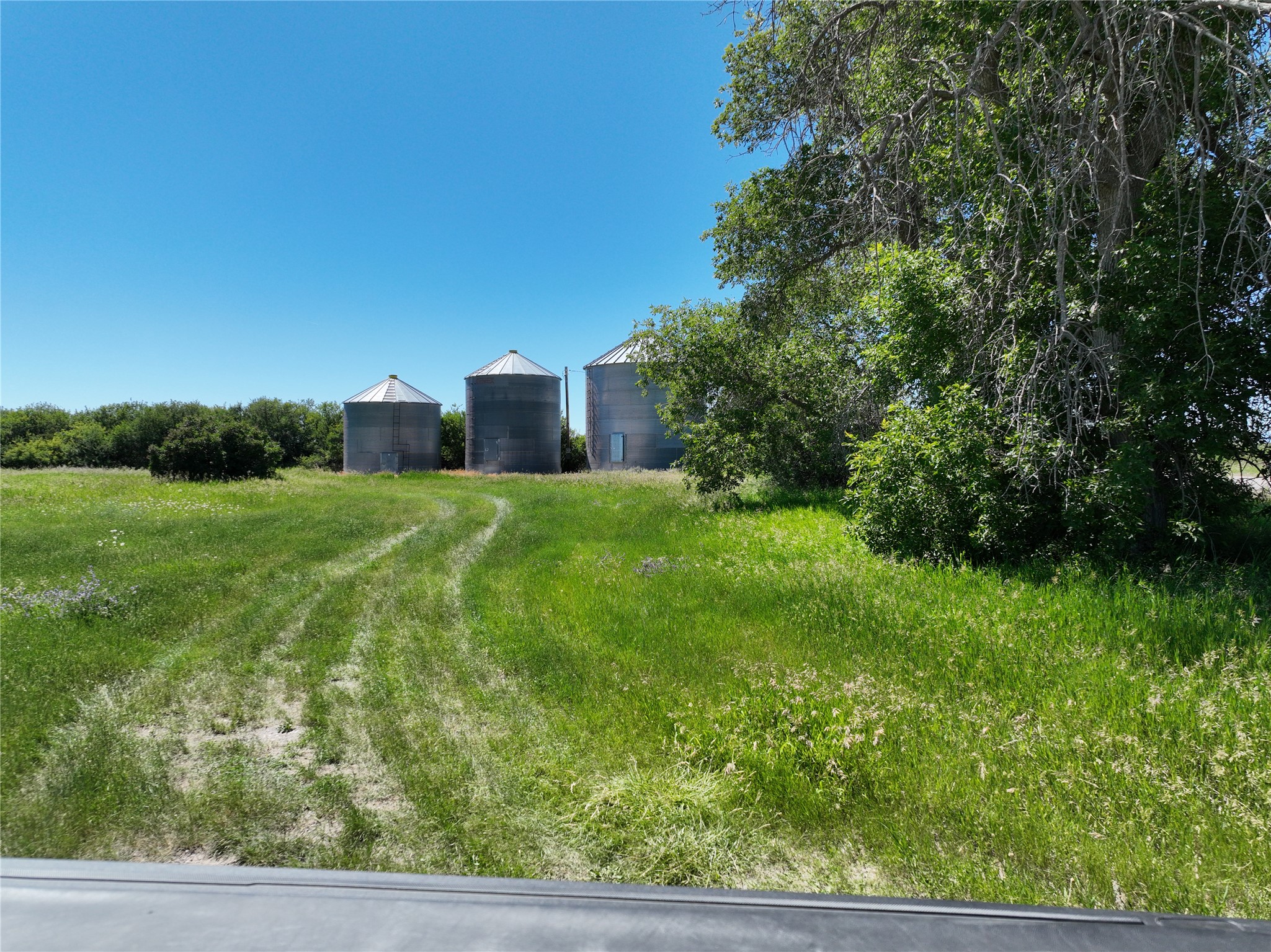 750 E Division Road Property Photo 7