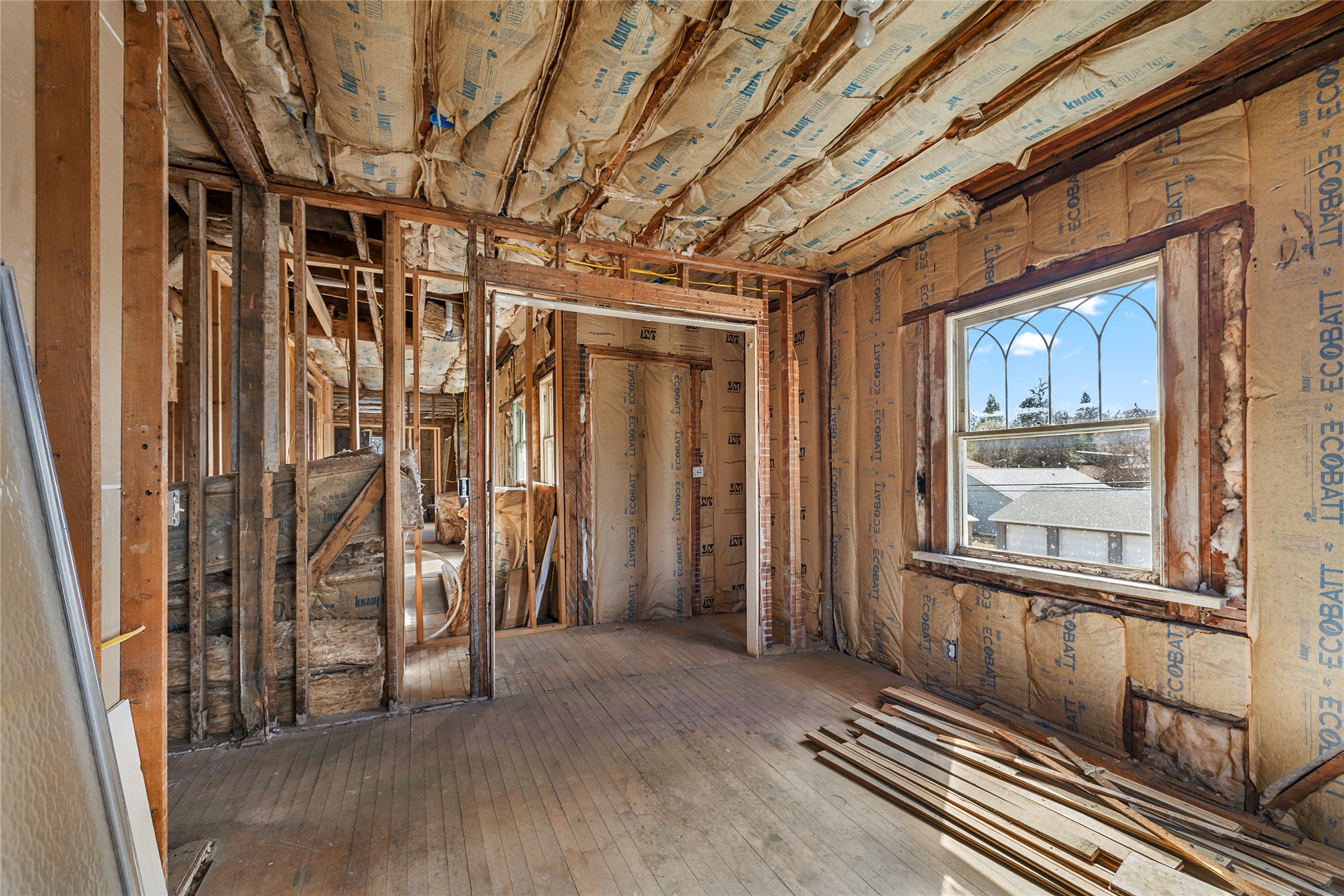 606 3rd Avenue Property Photo 21