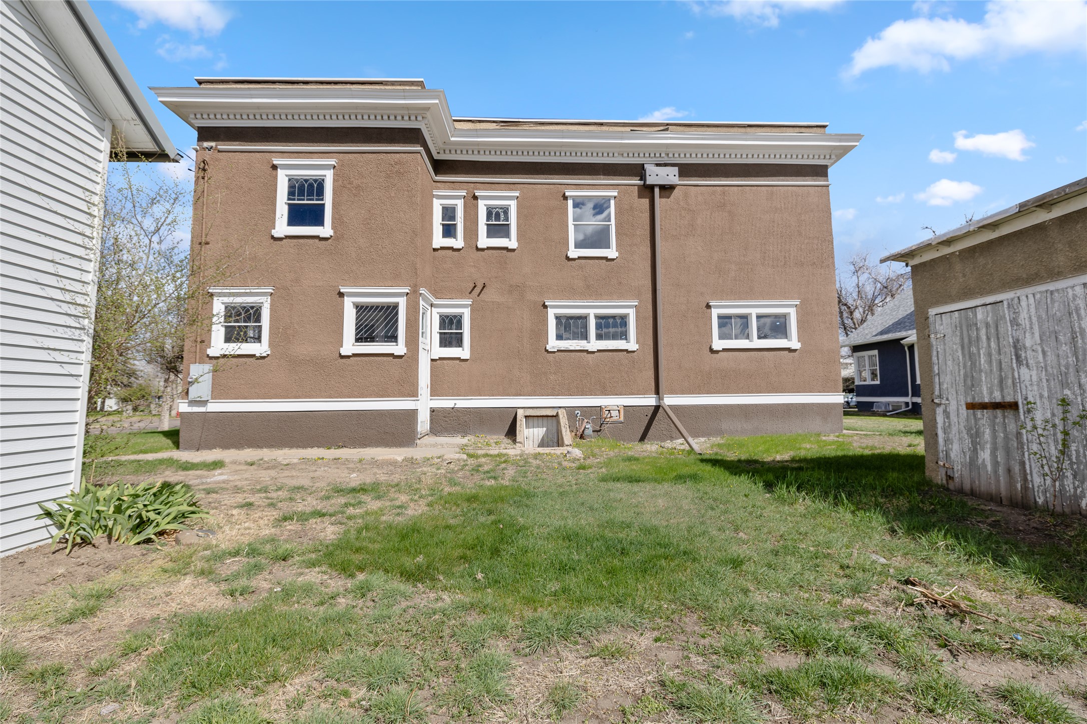 606 3rd Avenue Property Photo 27