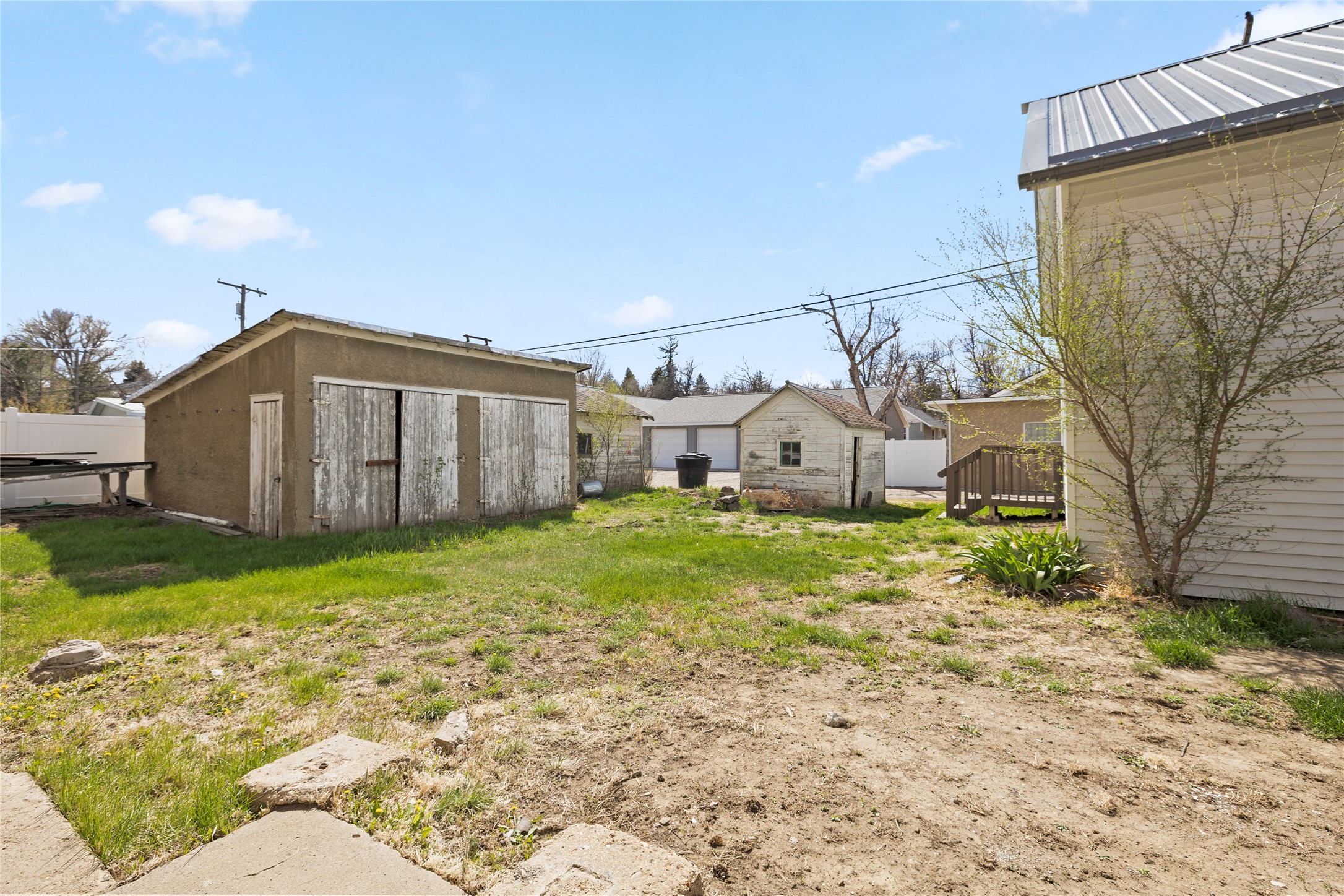 606 3rd Avenue Property Photo 32