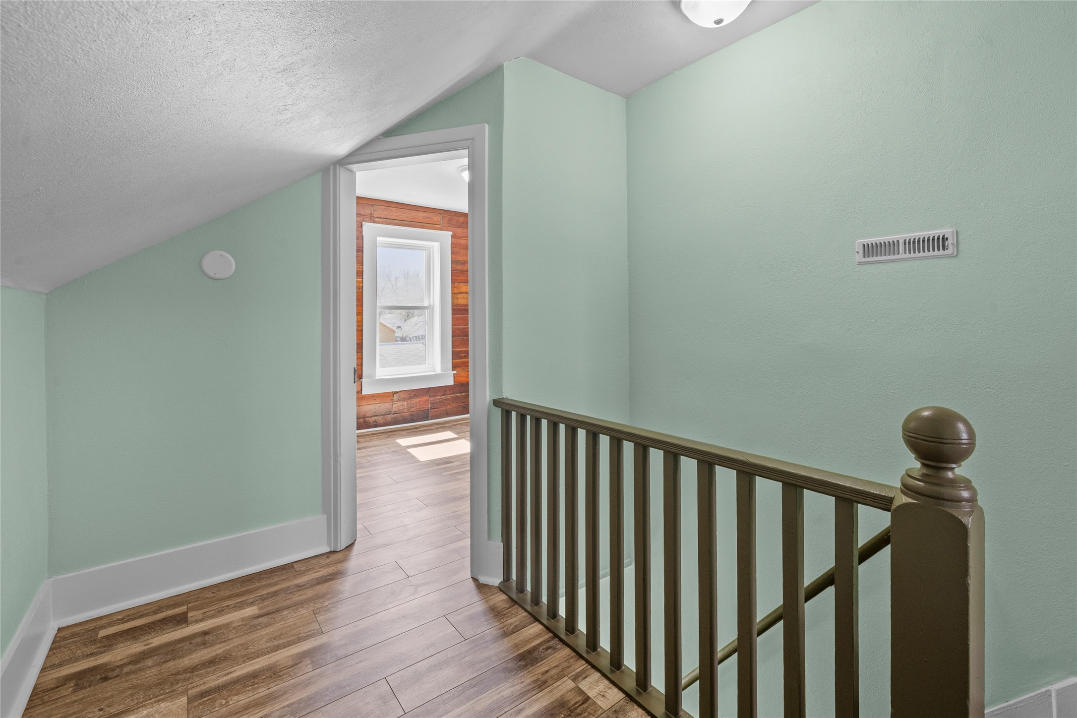 606 3rd Avenue Property Photo 47