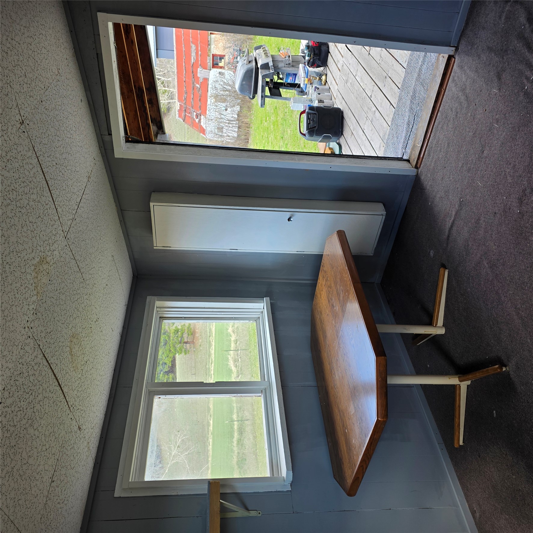 505 Main Street E Property Photo 28
