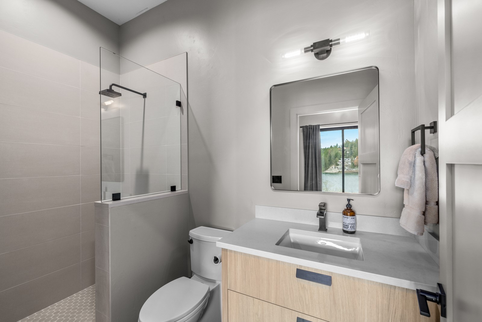 691 Lm Beach Lane Property Photo 47
