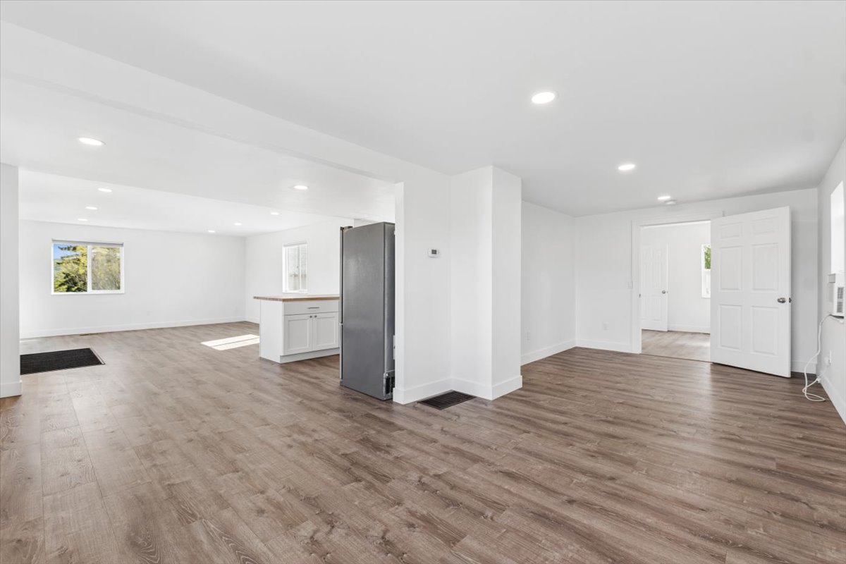 1270 N Meridian Road Property Photo 17