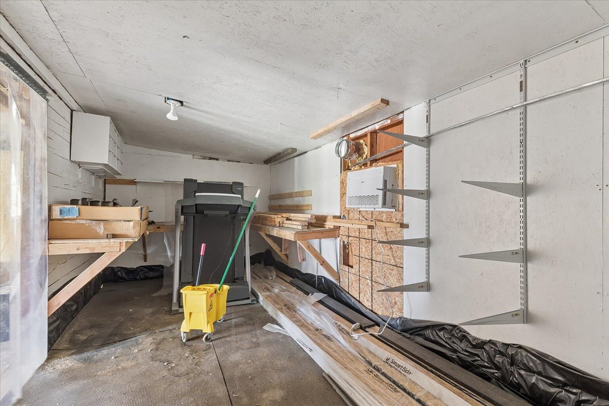 1270 N Meridian Road Property Photo 36